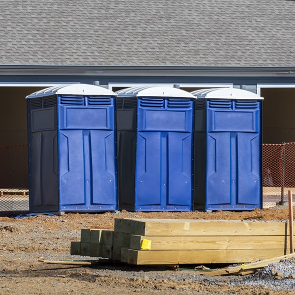 how can i report damages or issues with the porta potties during my rental period in Elliott Illinois